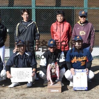 明生町内会（Ａブロック）４年ぶり優勝　ソフトボール中標津親睦大会【中標津】_1(2023-10-14)
