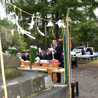 井上氏の遺徳しのぶ　殉職税務官吏の慰霊祭【厚岸】(2023-10-23)