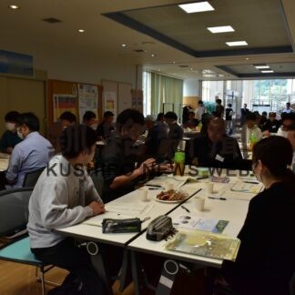 町の現状と課題解説　釧公大から講師招き、まちづくり講演会【厚岸】(2023-11-05)