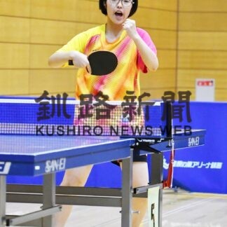 一瀬（釧湖陵１年）男子単優勝　女子は佐藤（別海１年）制す　高校卓球支部予選【釧路市】_1(2023-11-21)