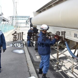 タンクローリー路上検査、５台を指導【釧路市】(2023-11-06)