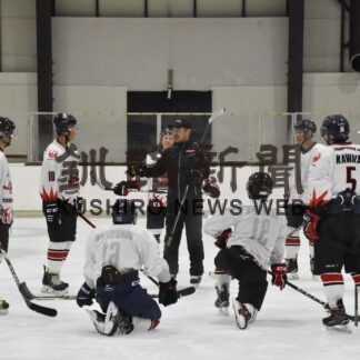 ＪＡＬアイホ部が氷都釧路で初合宿【釧路市】(2023-11-04)