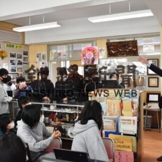 「鳥取学」の授業スタート　鳥小６年が個々のテーマ調べ学習【釧路市】(2023-11-15)