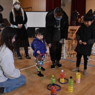 子供向けイベントにぎわう　釧路短大、４年ぶり通常開催【釧路市】(2023-12-17)