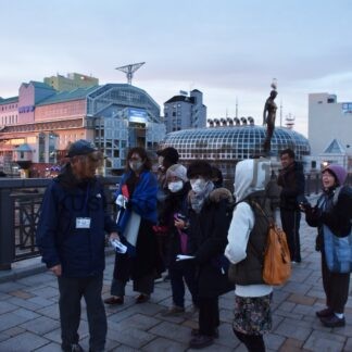 幣舞橋と夕日満喫　観光ガイドの会が散策会【釧路市】(2023-12-13)