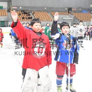 スポ財カップジュニアアイスホッケー大会初開幕【釧路市】(2023-12-17)