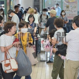 記者の目　②　コロナウイルス５類に変更【釧路市】(2023-12-25)