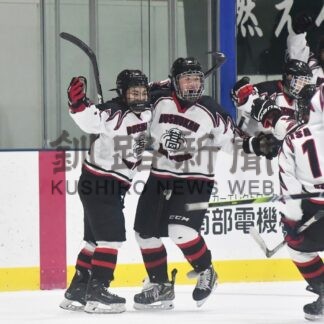 武修館 決勝進出　全国高校アイスホッケー【青森】_1(2024-01-23)