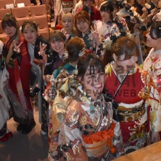 釧根管内町村で「２０歳のつどい」〈上〉_1(2024-01-09)