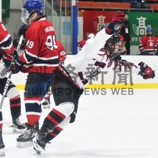 武修館 決勝進出　全国高校アイスホッケー【青森】(2024-01-23)