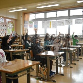 元気に３学期スタート　釧路市立小中学校で始業式【釧路市】(2024-01-18)