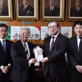 釧路湿原の保全へ　福原など３社、連絡協に３６万円拠出【釧路市】(2024-02-12)