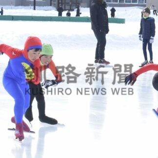 管内小中生 氷上滑走白熱　 標津スケートスプリント選手権【標津】(2024-02-06)