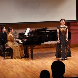 一年の学びを演奏や研究発表　道教育大釧路校【釧路市】(2024-02-15)