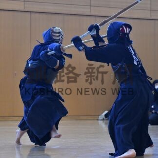 剣道少年大会　頂点目指し竹刀振る【釧路市】(2024-02-14)