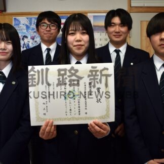 中標津農高生、もちりっとサンド10日限定販売【中標津】(2024-02-07)