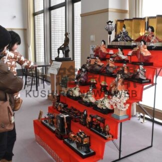 優雅なひな人形で春気分_1(2024-02-22)