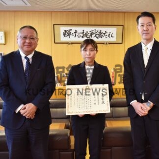 関谷教諭に道教育実践表彰、「アイヌ学」など取り組む　釧路明輝高【釧路市】(2024-03-10)