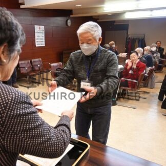 「新聞記事きっかけ、これからも通学」　「くるかい」修了式【釧路市】(2024-03-20)