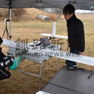 新興国の社会問題解決へ　ソラテクノロジー、固定翼型ドローン飛行試験【標津】(2024-04-27)