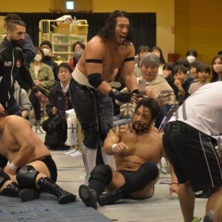 空中技や肉弾戦、会場盛り上がる　大日本プロレス【標津】(2024-04-24)