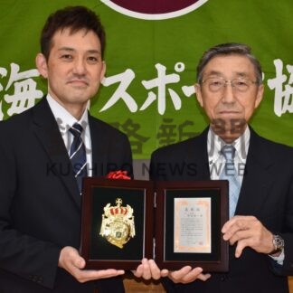 新田さんに町スポーツ協会表彰　バスケ振興に尽力【別海】(2024-05-16)