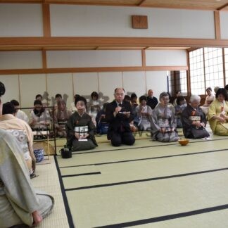 優雅な茶の湯楽しむ　茶道裏千家淡交会釧路支部【釧路市】(2024-05-20)