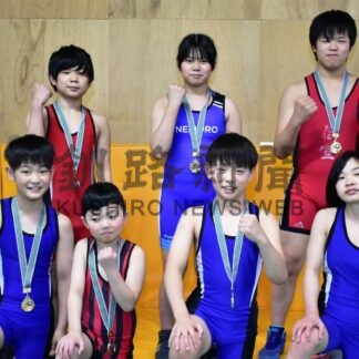 ネムロレスリングク４階級制覇　６人が表彰台【根室】(2024-05-18)
