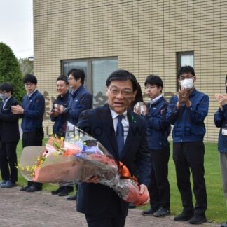 大石村長４期目初登庁【鶴居】(2024-05-21)