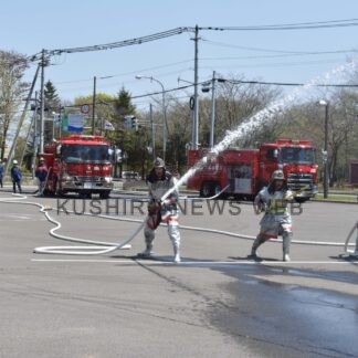 放水の正確さ速さを競う　別海消防団訓練大会【別海】(2024-05-26)