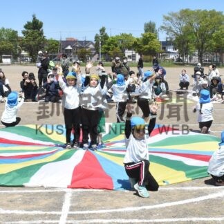 親子競技に笑顔　共栄保育園運動会【釧路市】(2024-06-07)