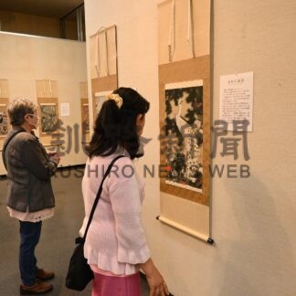 若冲の緻密さ、西陣織で表現　釧路で動植綵絵展【釧路市】(2024-06-19)