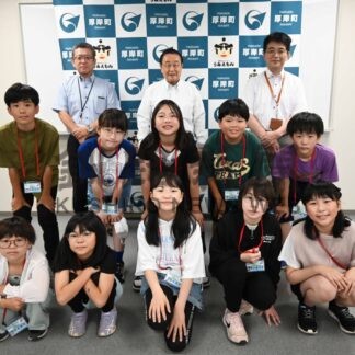 村山市へ「行ってきます」　派遣児童が役場表敬【厚岸】(2024-07-28)