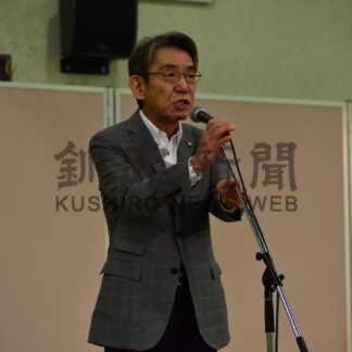 蝦名氏 ５選出馬へ　釧路市長選、１３００人の支援者前に決意【釧路市】(2024-07-06)