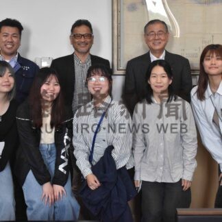 コンブ漁インターン確立へ　モニタリングの東海大生市長表敬【根室】(2024-07-18)