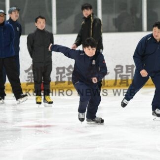 レフェリーら研さん深める　日ア連がクリニック【釧路市】(2024-07-29)