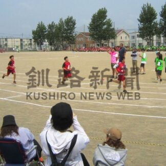 クラス対抗競技、保護者ら声援　鳥取西中体育大会【釧路市】(2024-08-01)