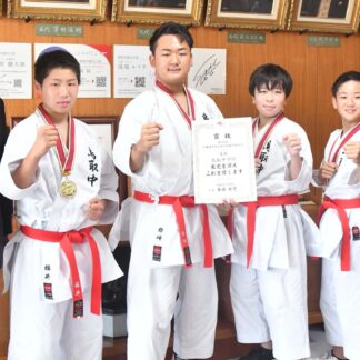 全国中学空手 勝利目指す　鳥取選手ら健闘誓う【釧路市】(2024-08-13)