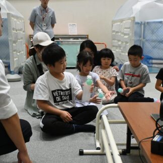 ペットボトルで雲できた　遊学館と気象台が実験ショー【釧路市】(2024-08-13)