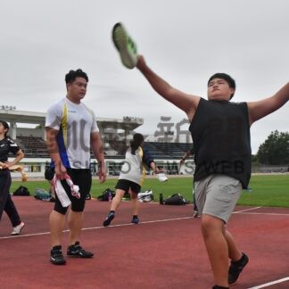 円盤投げのこつ伝授　別海にゆかり、堤選手、釧路で教室【釧路市】(2024-08-30)
