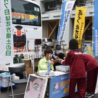 多彩なキッチンカー集結　釧路東高生が企画【釧路市】_1(2024-08-06)