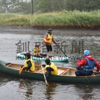 カヌーやサップ満喫　ＢＥＴＳＵＫＡＩチャレンジクラブ、児童対象に体験会【別海】(2024-08-20)