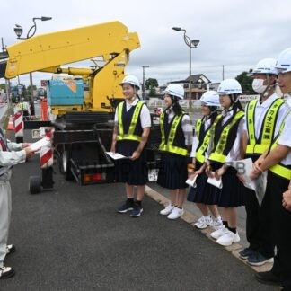 釧北中生がタカオ工業を見学　建設業に理解【釧路市】(2024-08-26)