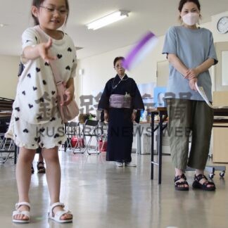 親子連れら訪れゲームや読書楽しむ　図書館カフェ【根室】(2024-08-03)