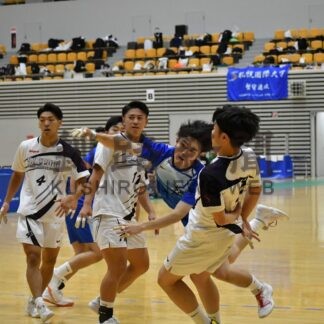 ハンドボール全道一競う　学生秋季リーグ戦、地元出身選手も躍動【釧路市】(2024-09-30)