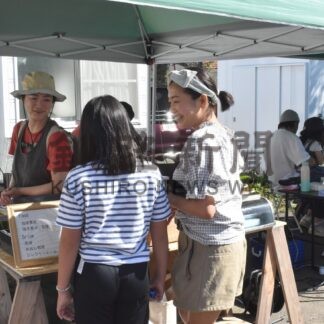 薬膳カレーやピザ好評　ひだまりオープン８周年祝い感謝祭【釧路市】(2024-10-05)