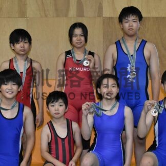 ネムロレスリングクラブ全道好成績　３選手Ｖ、４選手入賞【根室】(2024-10-06)