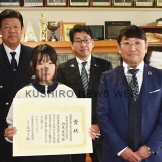 竹本（別海中央小）、舩水（知床未来中）さん入賞　道「防火・防災」作品コンクール(2024-10-27)