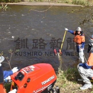 大規模災害想定し消火用水確保訓練　別海消防団第１分団【別海】(2024-10-02)