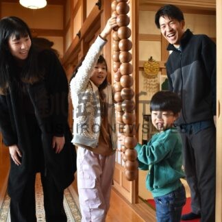 在住外国人親子 お寺に関心　日本人子育て世代と交流会【釧路市】(2024-11-21)